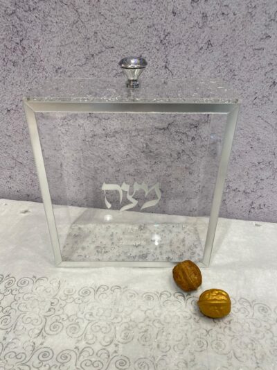 מעמד אקריליק למצה 24X21