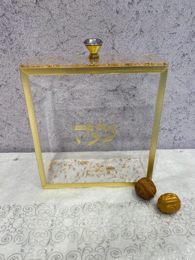 מעמד אקריליק למצה 24X21